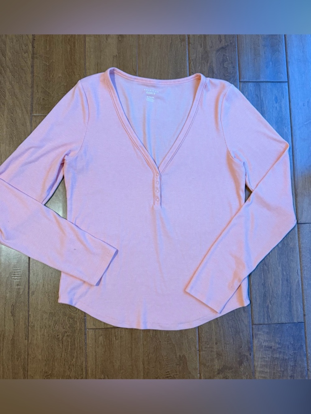 American Eagle Outfitters Peach Long Sleeve V-Neck Henley